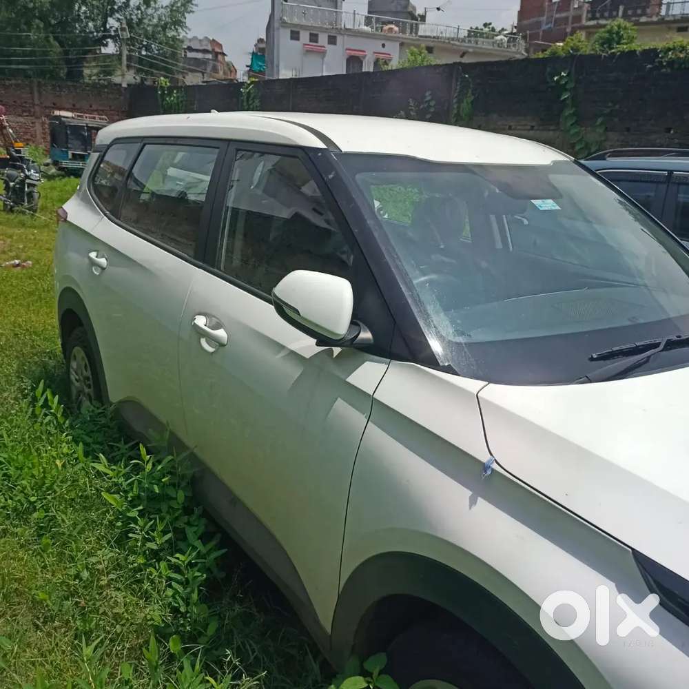 Kia Carens Premium 2026