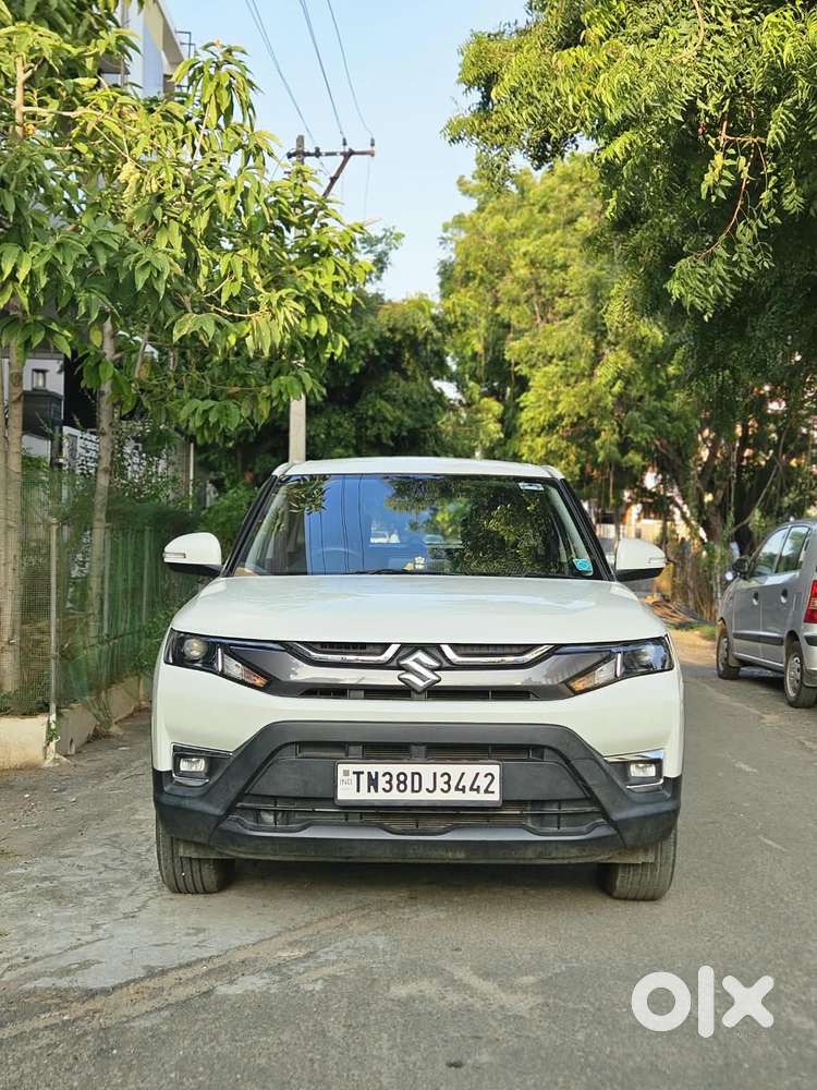 Maruti Suzuki Brezza 1.5 Lxi Smart Hybrid, 2024, Petrol