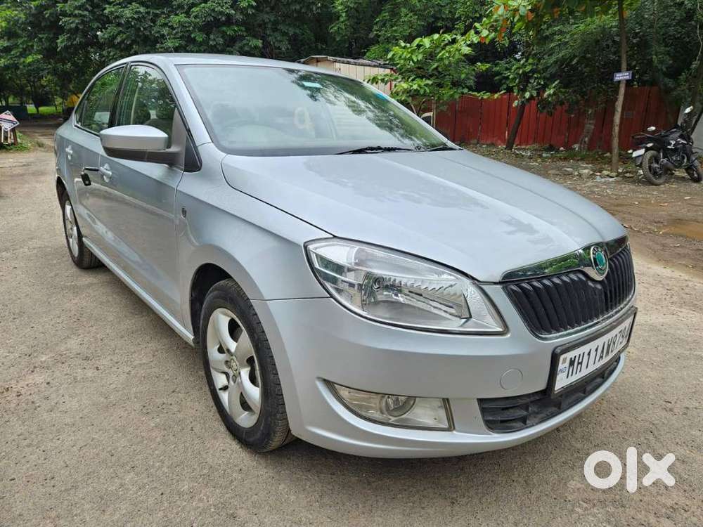 Skoda Rapid 1.6 Mpi Elegance, 2012, Petrol