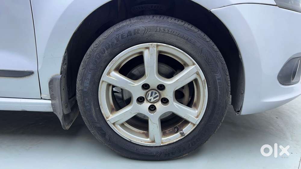 Volkswagen Vento Petrol Highline, 2013, Petrol