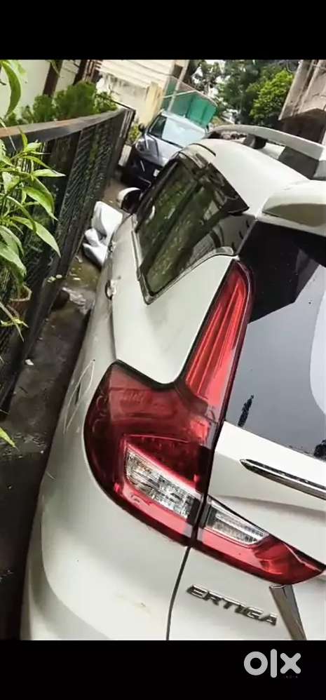 Maruti Suzuki Ertiga Vxi 2025