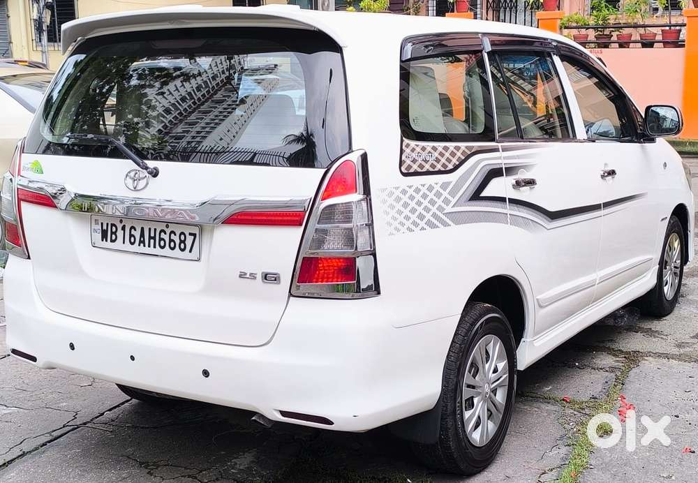 Toyota Innova 2.5 G (diesel) 8 Seater, 2014, Diesel