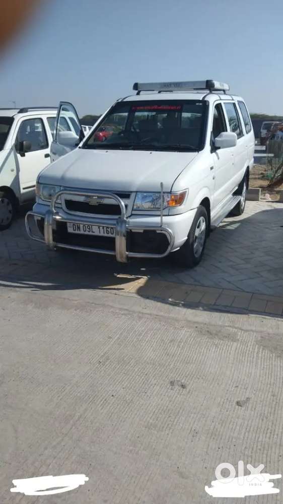 Chevrolet Tavera Ls B3 2017.