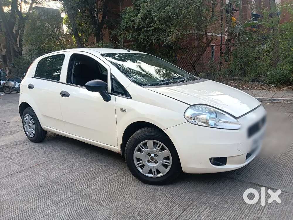 Fiat Punto 2010 Petrol 63000 Km Driven