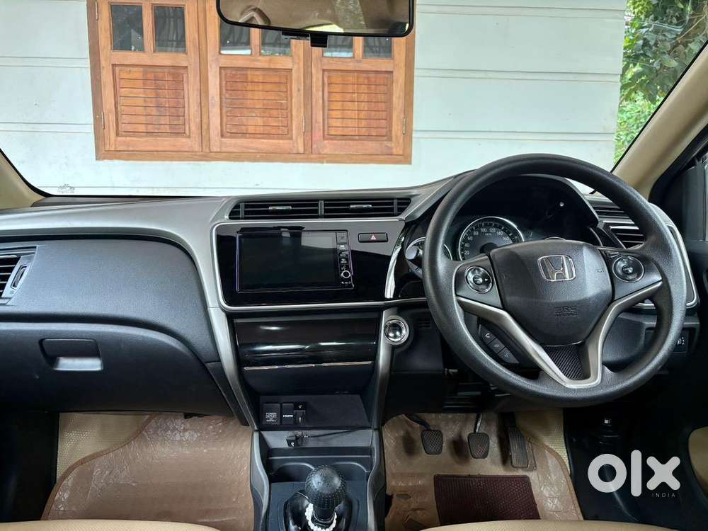 Honda City V -2018 Petrol  Well Maintained,  Fancy Number, New Tyres.