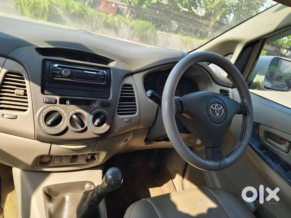Toyota Innova 2009 Diesel Well Maintained