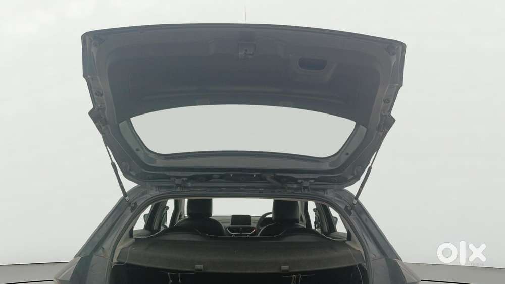 Tata Altroz 1.2 Xm Plus, 2021, Petrol