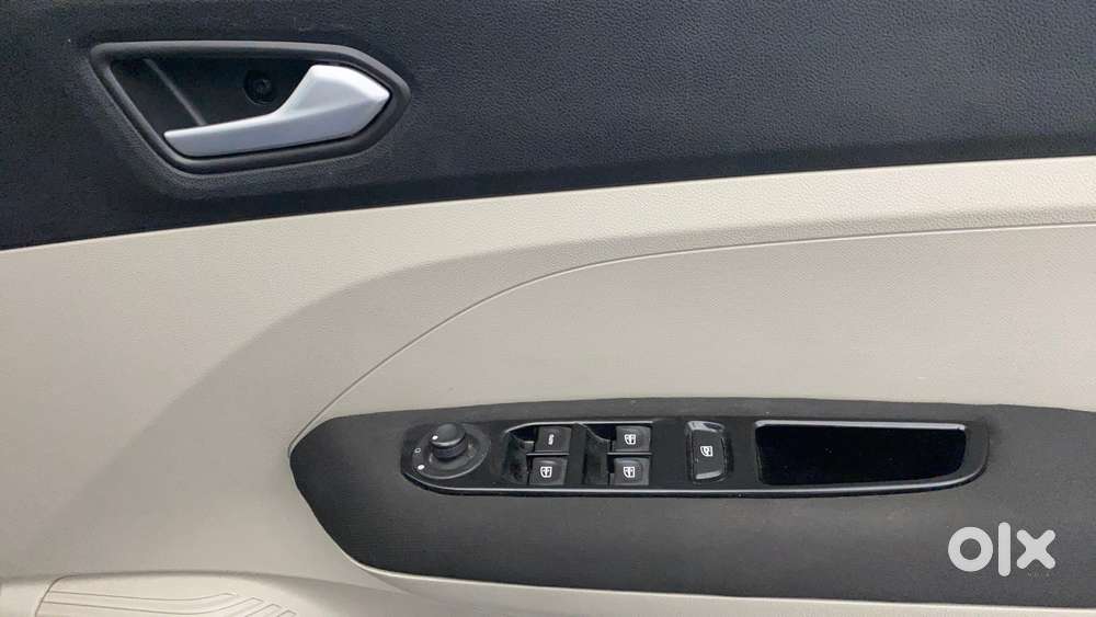 Renault Triber Rxz, 2020, Petrol