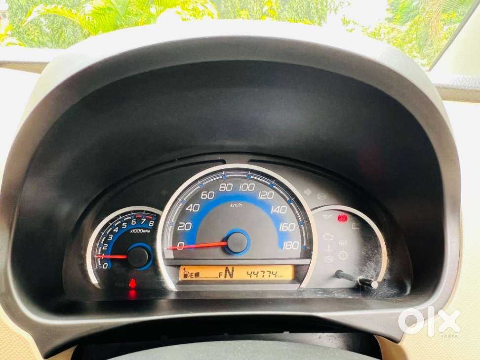 Maruti Suzuki Wagon R 1.0 Vxi Amt, 2017, Petrol