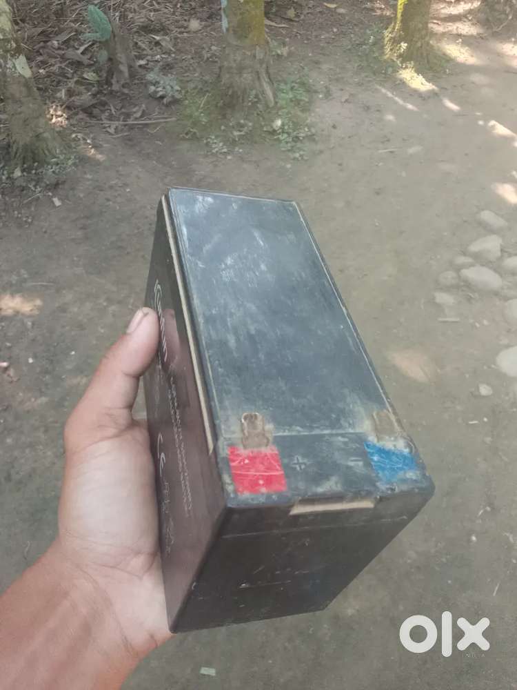 12V battery