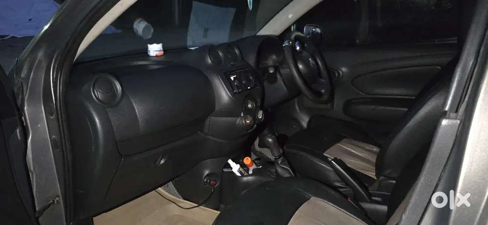 Nissan Sunny 2012 Petrol
