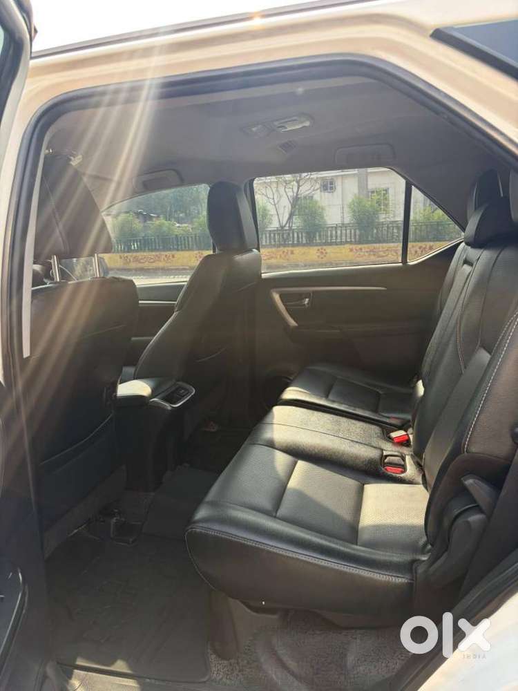 Toyota Fortuner 4x2 Mt 2.8 Diesel, 2022, Diesel