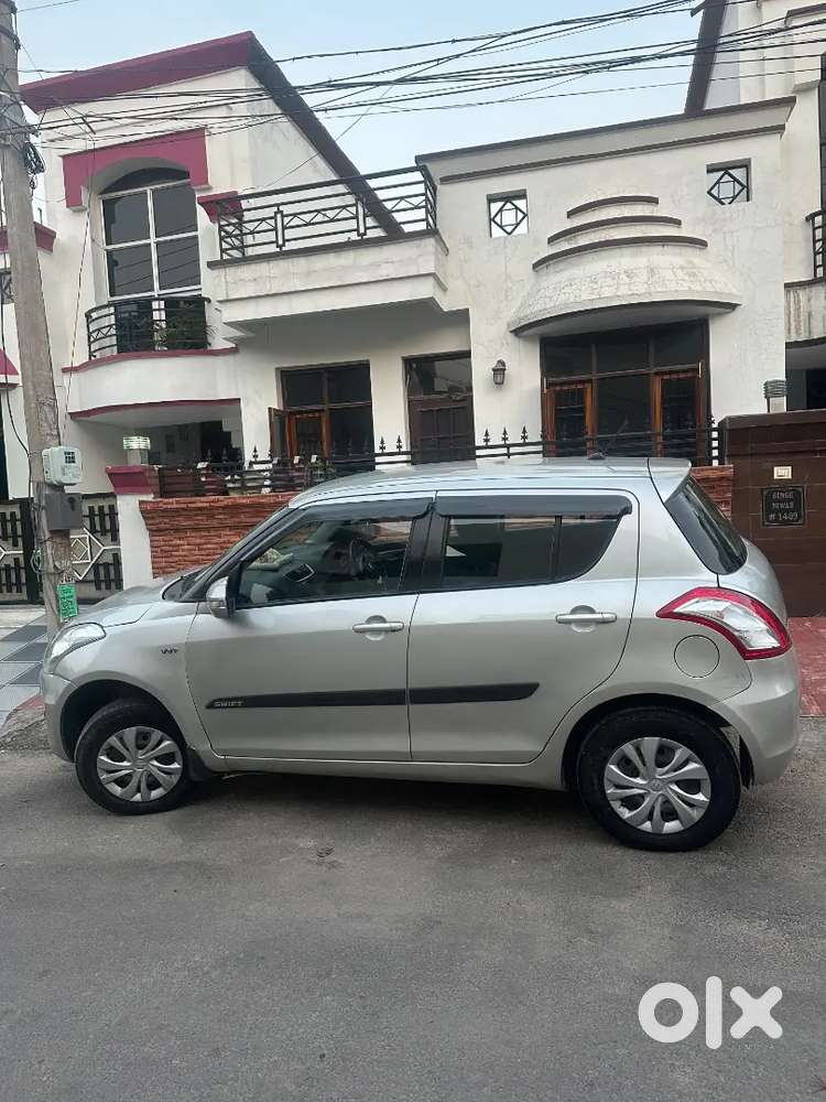 Maruti Suzuki Swift Vxi 2016