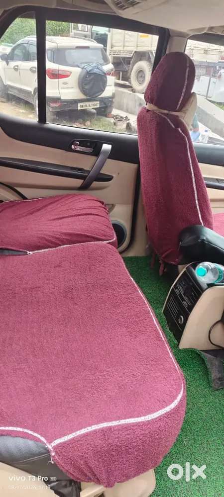 Tata Safari Storme 2015