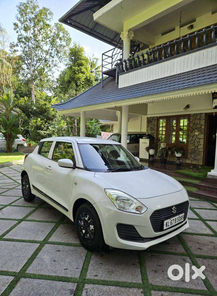 Maruti Suzuki Swift Lxi Option, 2019, Petrol