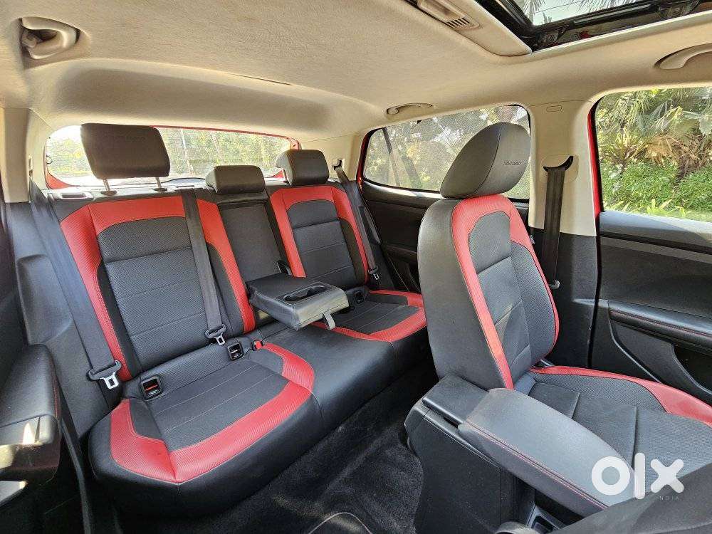 Skoda Kushaq Monte Carlo 1.0l Tsi Mt, 2023, Petrol