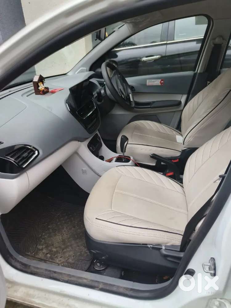 Tata Tiago 1.2 Revotron 2026 Petrol Automatic