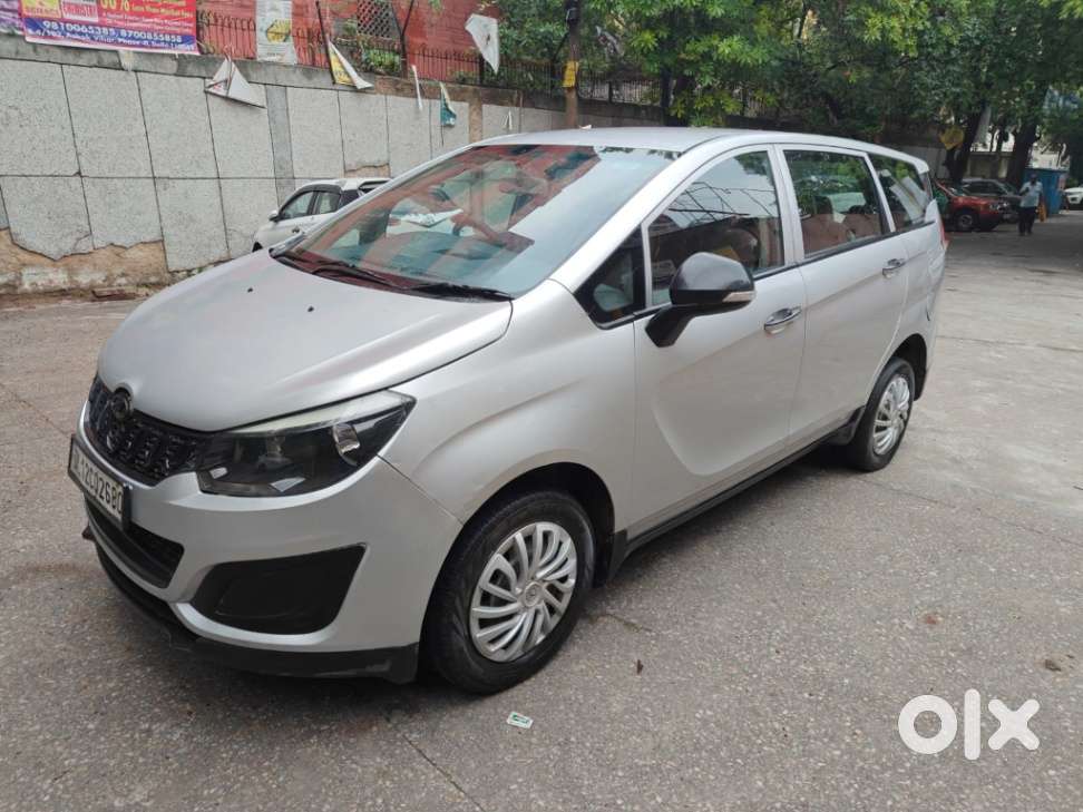Mahindra Marazzo M2, 2018, Diesel