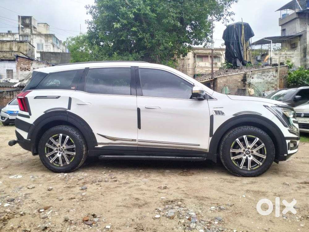 Mahindra Xuv700 2.0 Ax 7 Petrol At Luxury Pack Str, 2023, Petrol