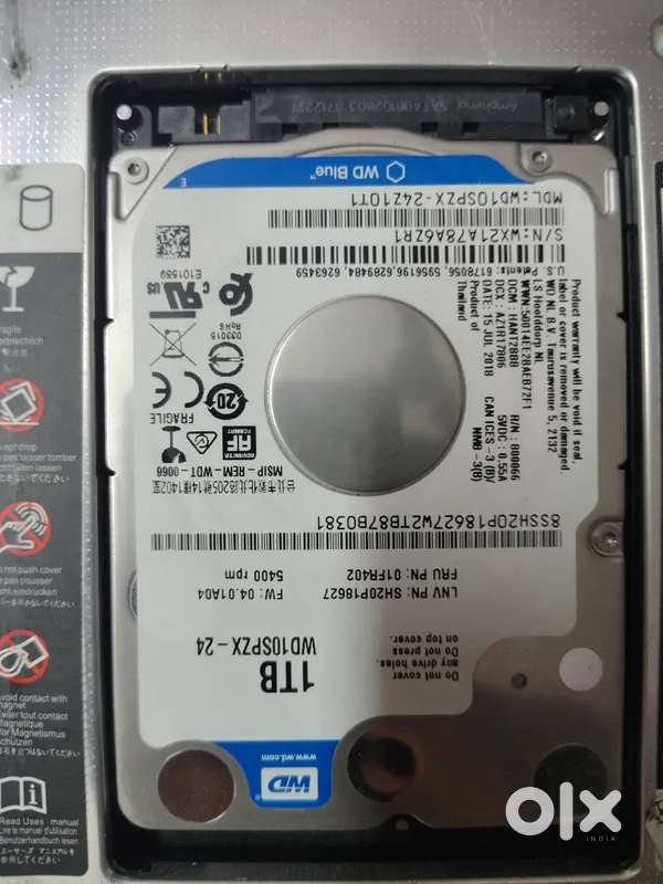 Hard disk drive