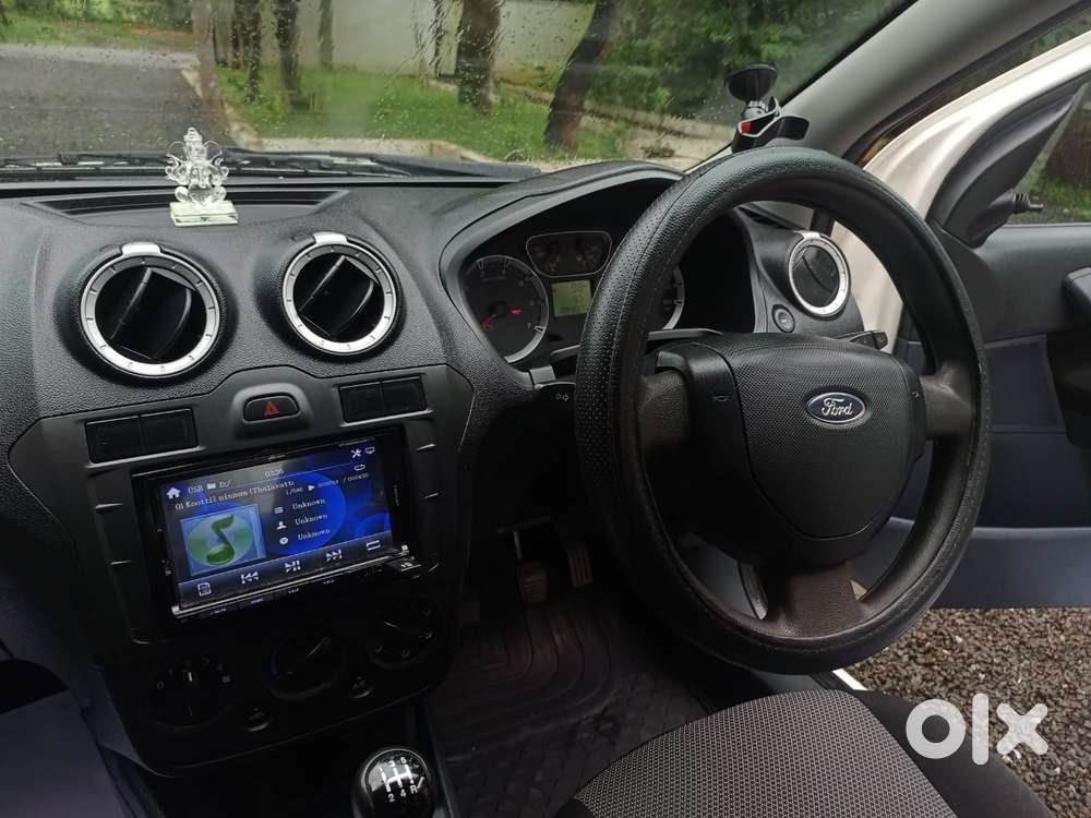 Ford Fiesta, 2012, Petrol