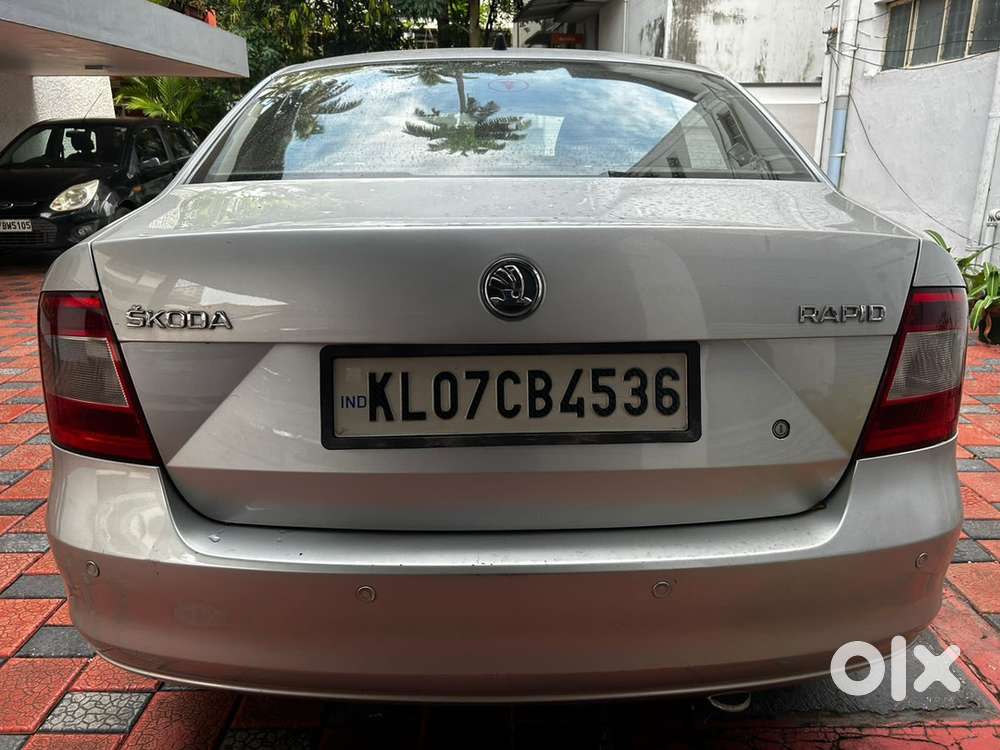 Skoda Rapid Elegance 2014