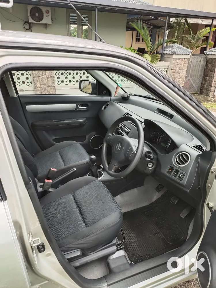 Maruti Suzuki Swift 2011 Diesel 98600 Km Driven