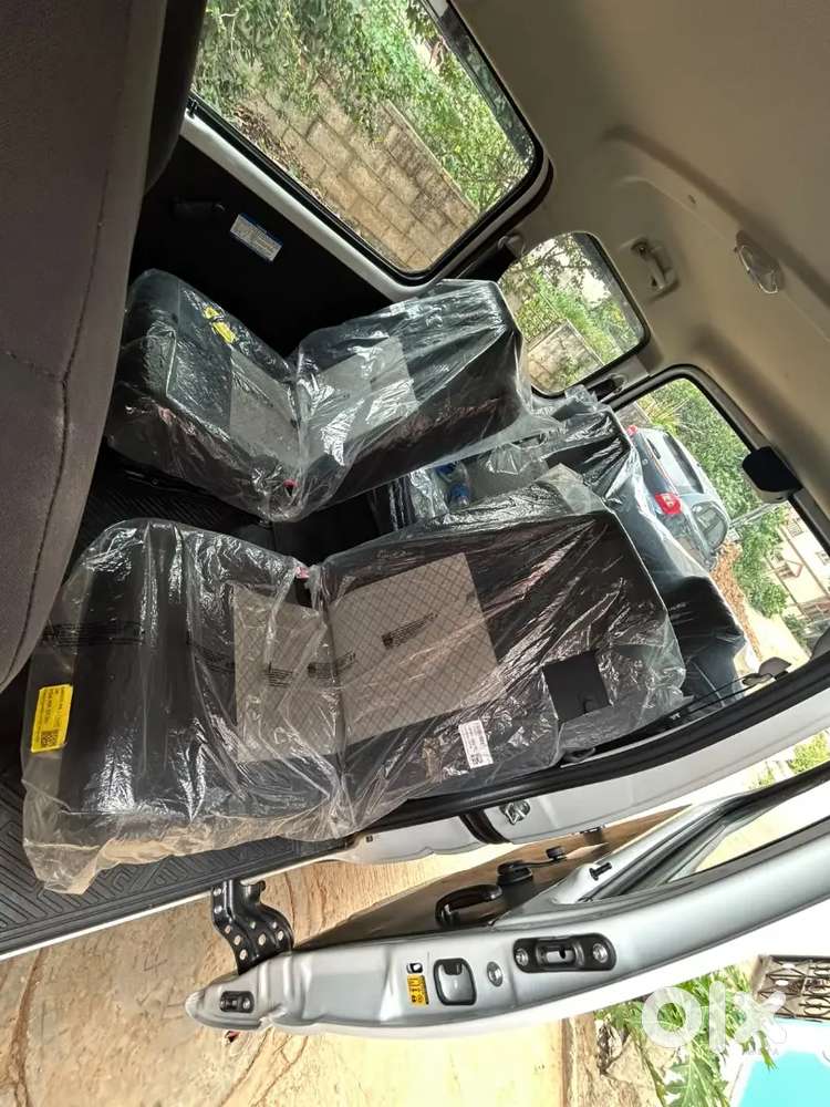 Maruti Eeco 1.2 Petrol 2026 6std 1200 Kms Only