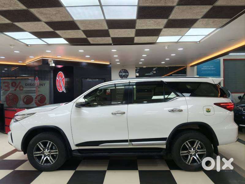 Toyota Fortuner 4x2 At 2.8 Diesel, 2019, Diesel