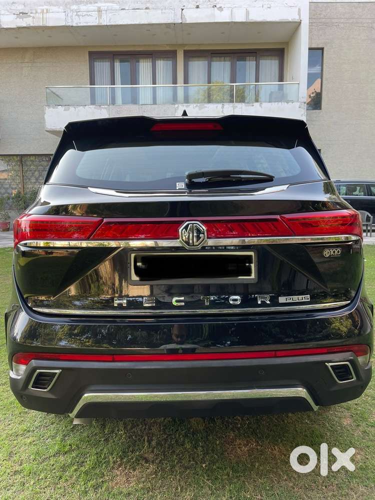 Mg Hector Plus 2023 Petrol 25000 Km Driven