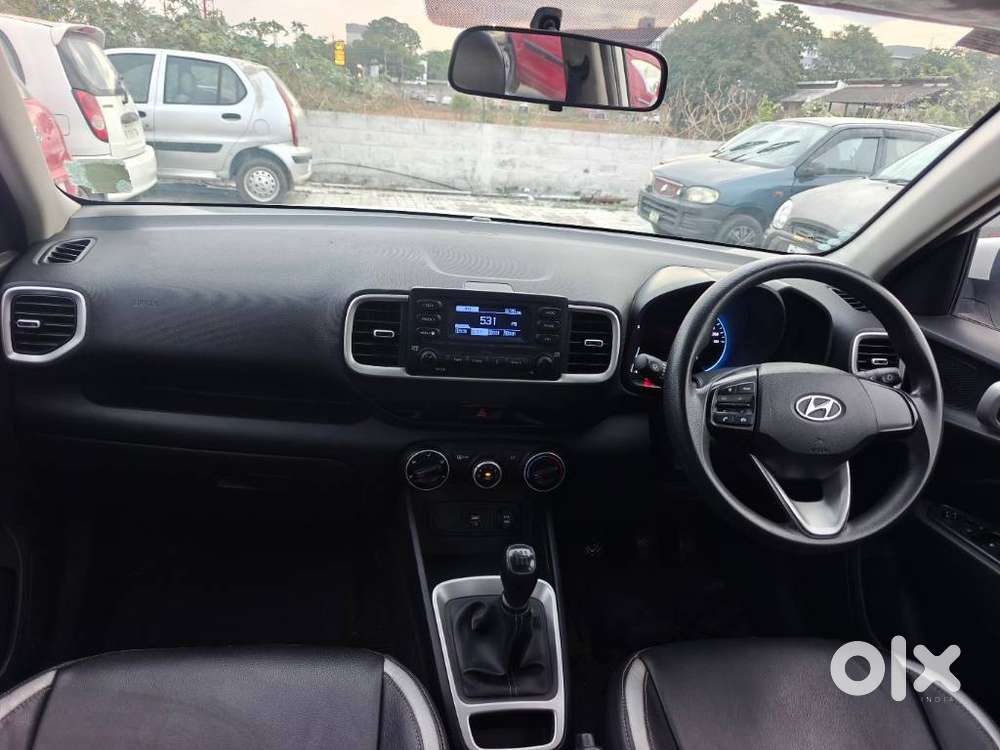 Hyundai Venue S 1.2 Petrol, 2021, Petrol