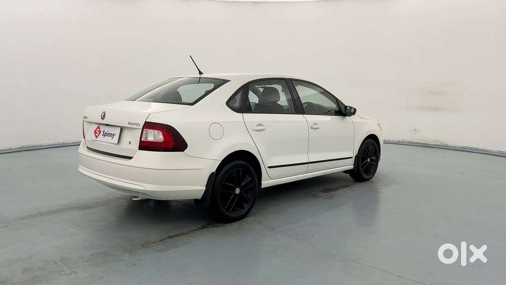 Skoda Rapid 1.0 Ambition Tsi, 2021, Petrol