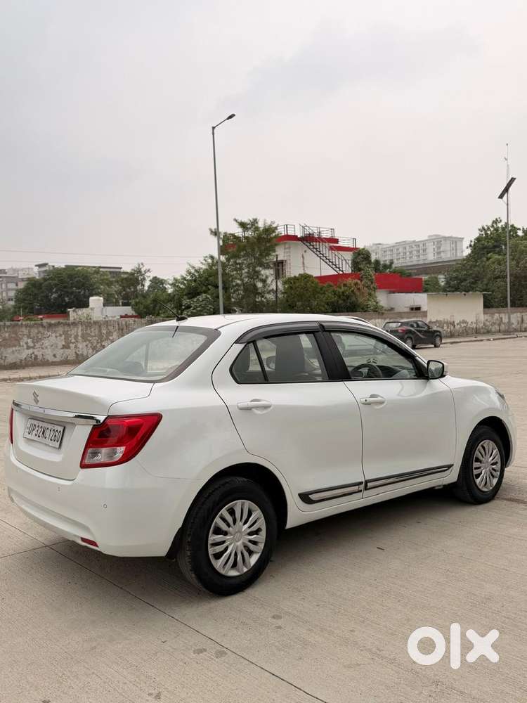 Maruti Suzuki Swift Dzire Vxi Optional, 2022, Petrol