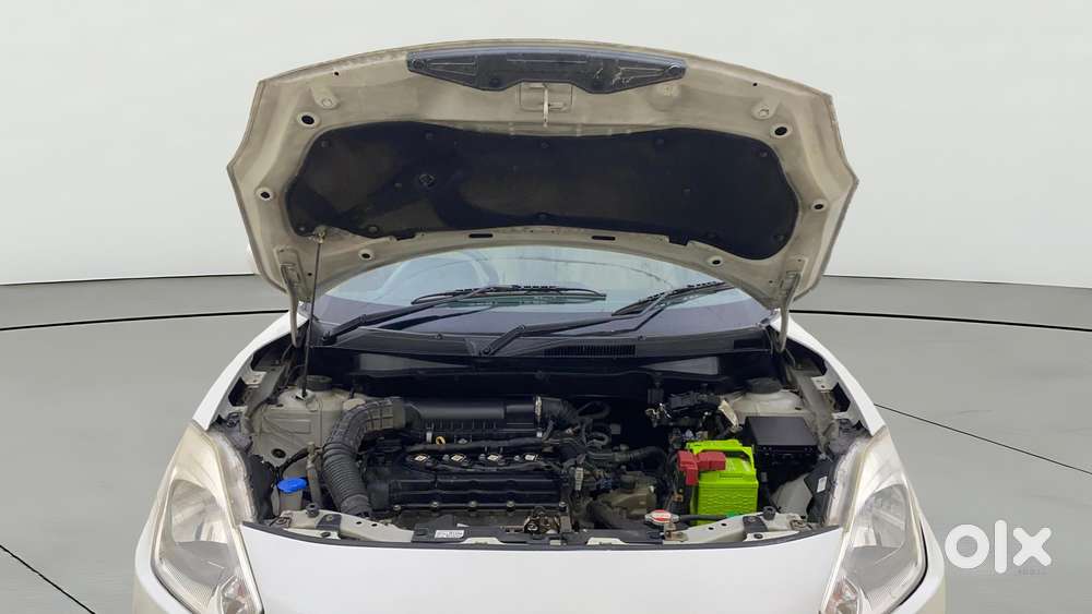 Maruti Suzuki Swift Dzire Amt Zxi, 2019, Petrol