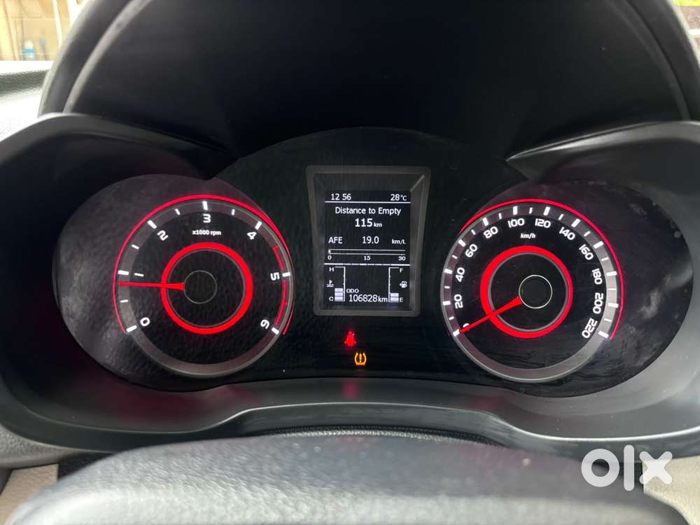 Mahindra Xuv300 W8 Diesel, 2020, Diesel