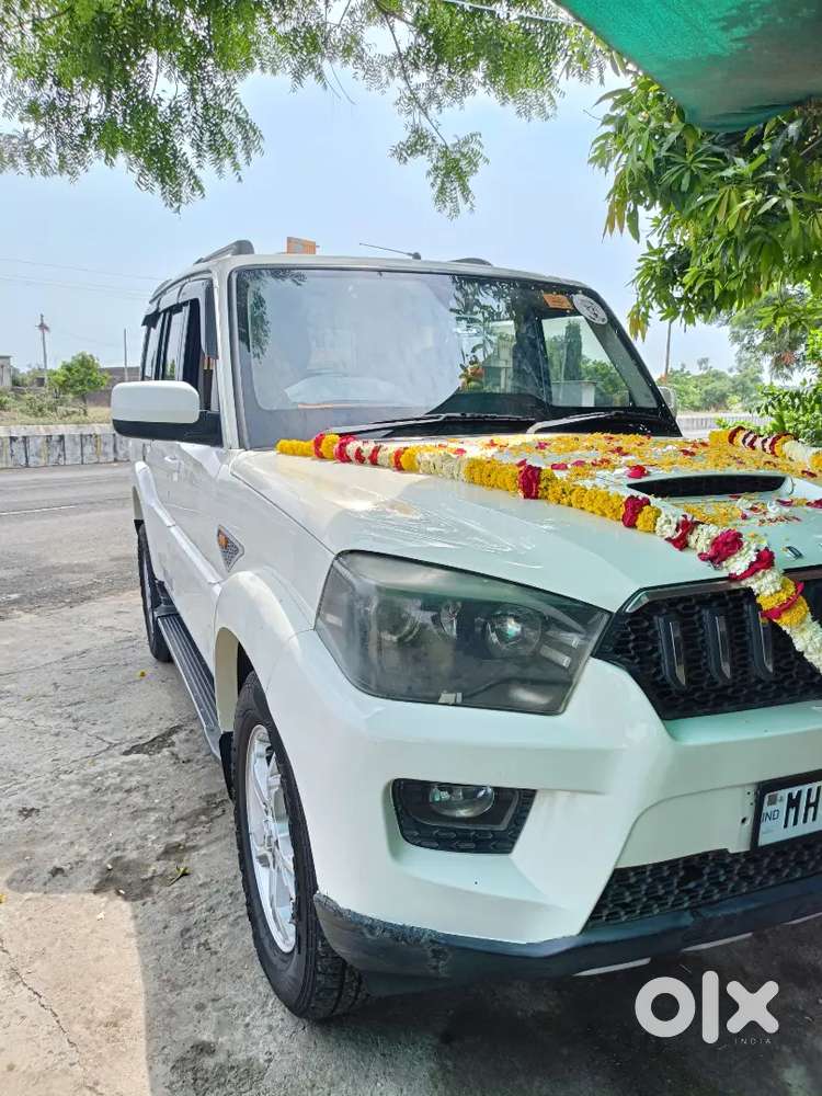 Mahindra Scorpio 2017 Diesel 99999 Km Driven