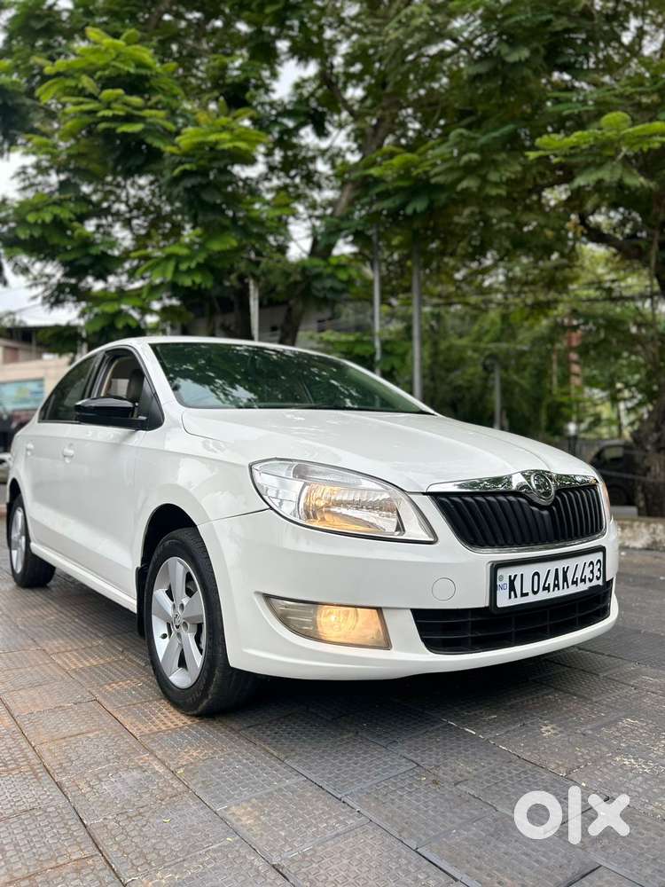 Skoda Rapid 1.6 Mpi Ambition, 2016, Petrol
