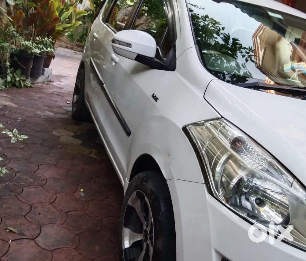 Maruti Suzuki Ertiga 2013