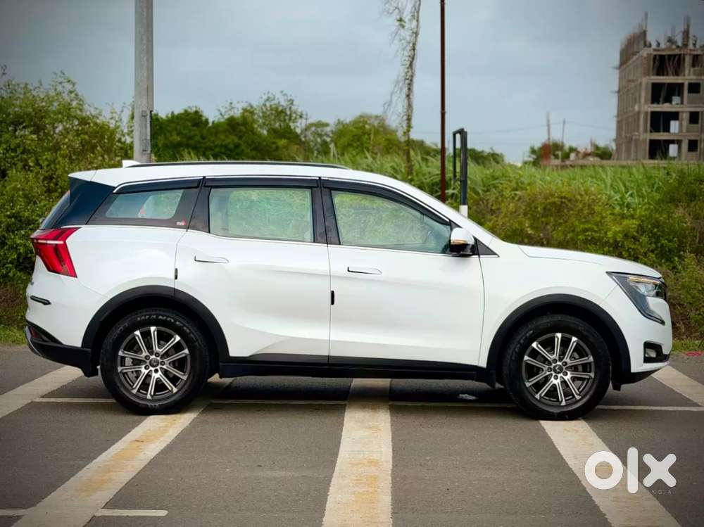 Mahindra Xuv700 2.2 Ax 7 Diesel At Luxury Pack Str, 2023, Diesel