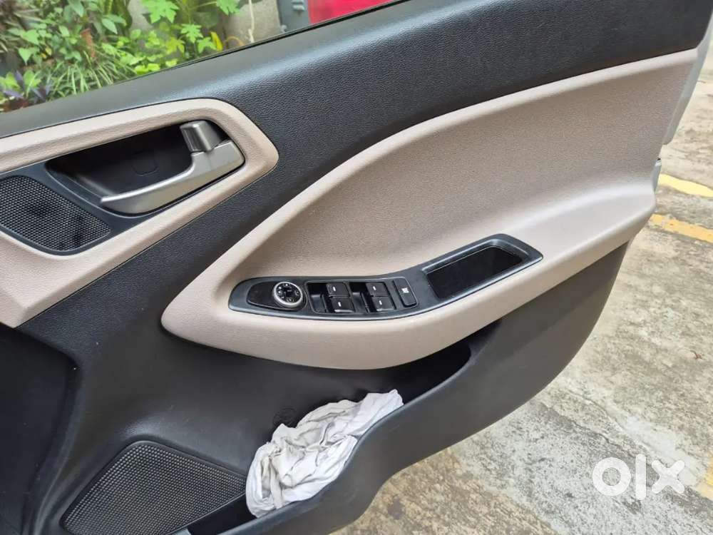Hyundai I20 2015 Cng & Hybrids 78000 Km Driven