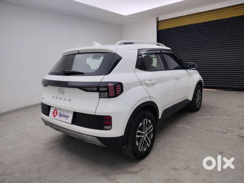 Hyundai Venue [2022-ongoing] 1.5 Crdi Sx, 2023, Diesel