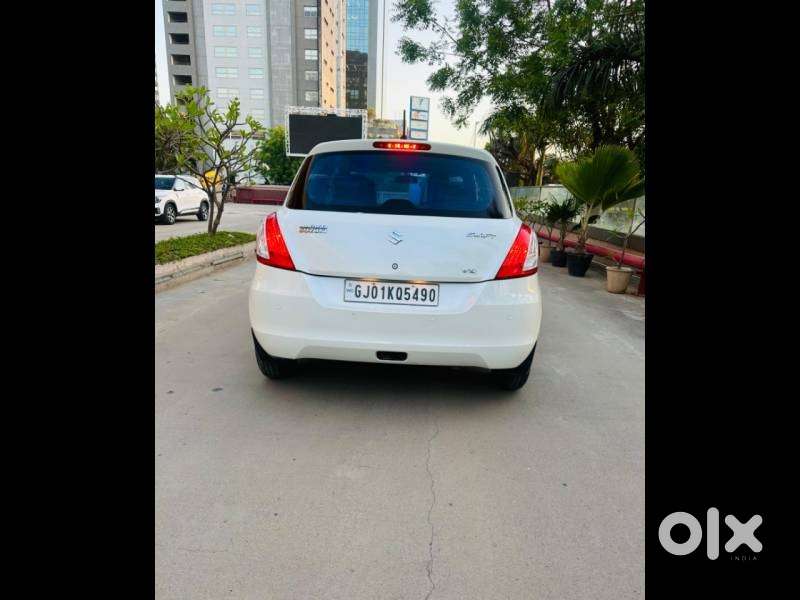 Maruti Suzuki Swift Vxi + Manual, 2012, Petrol