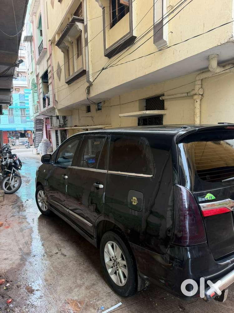 Toyota Innova Diesel 2015