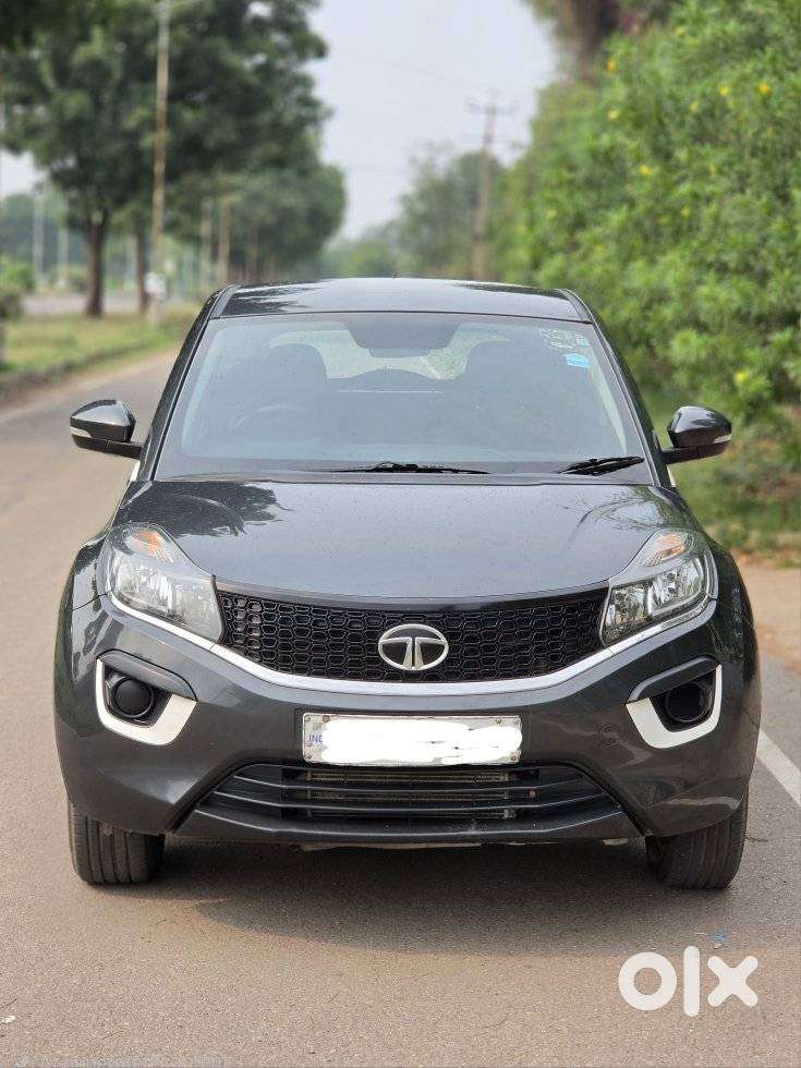 Tata Nexon 1.5 Revotorq Xm (s), 2018, Diesel