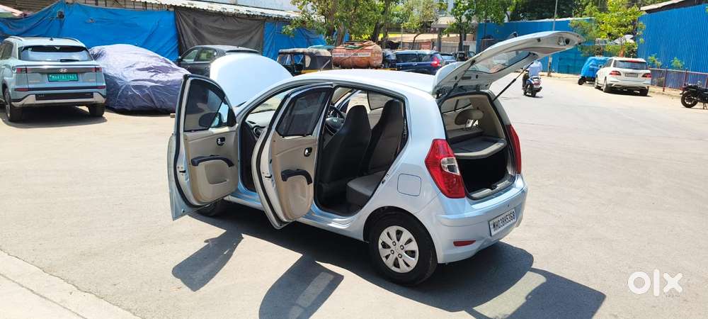 Hyundai I10 Sportz At, 2013, Petrol