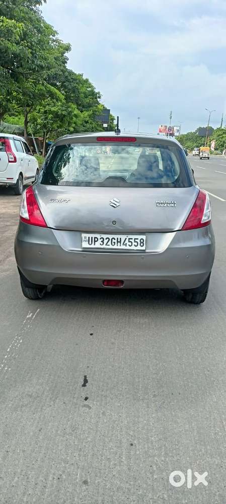 Maruti Suzuki Swift Vxi 1.2 Abs Bs-iv, 2015, Petrol