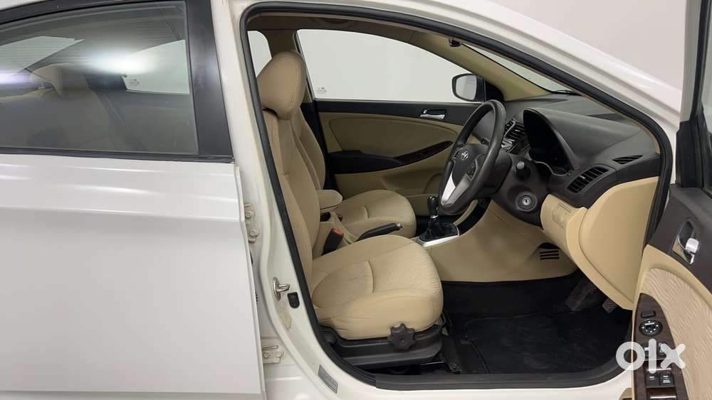 Hyundai Verna 1.6 Vtvt Sx, 2013, Petrol