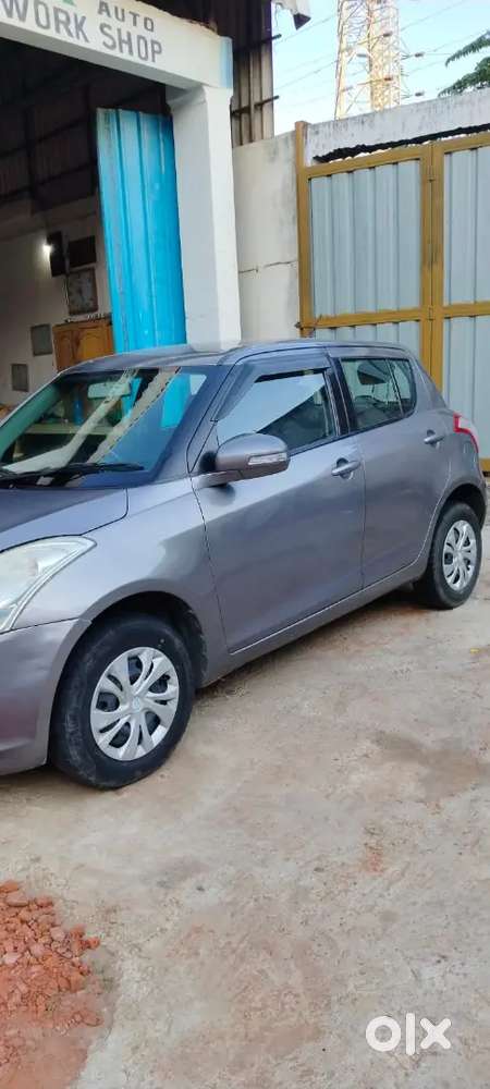Maruti Suzuki Swift 2013 Petrol Well Maintained