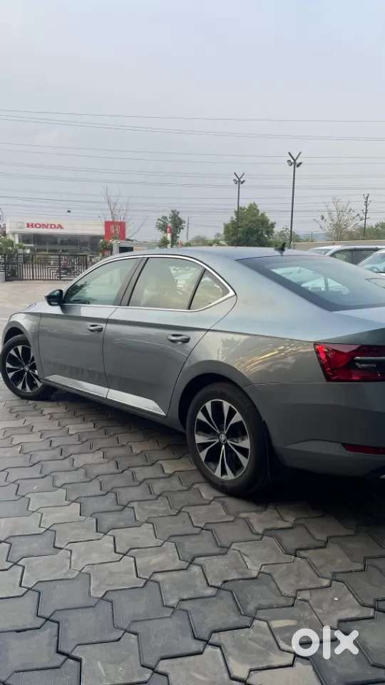 Skoda Superb 2.0 L&k Tsi At, 2020, Petrol