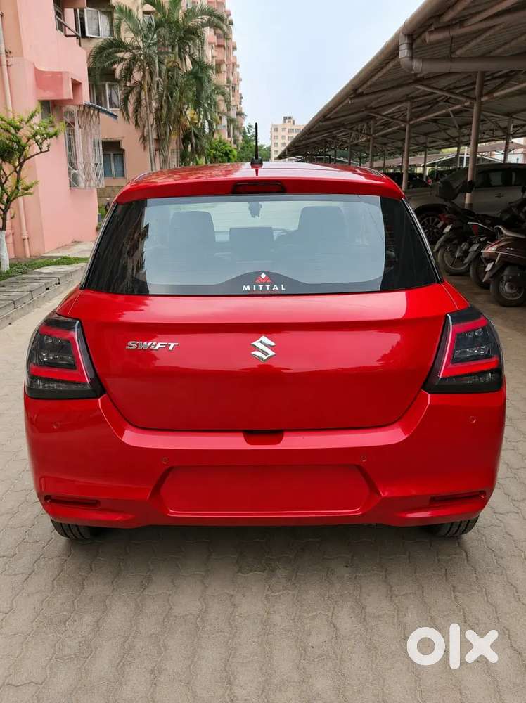 Maruti Suzuki New-gen Swift 2024 Petrol 15000 Km Driven